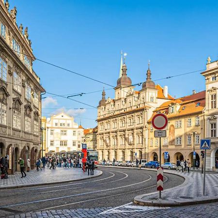 Bright Studio Close To Charles Bridge And Prague Castle Appartement Buitenkant foto