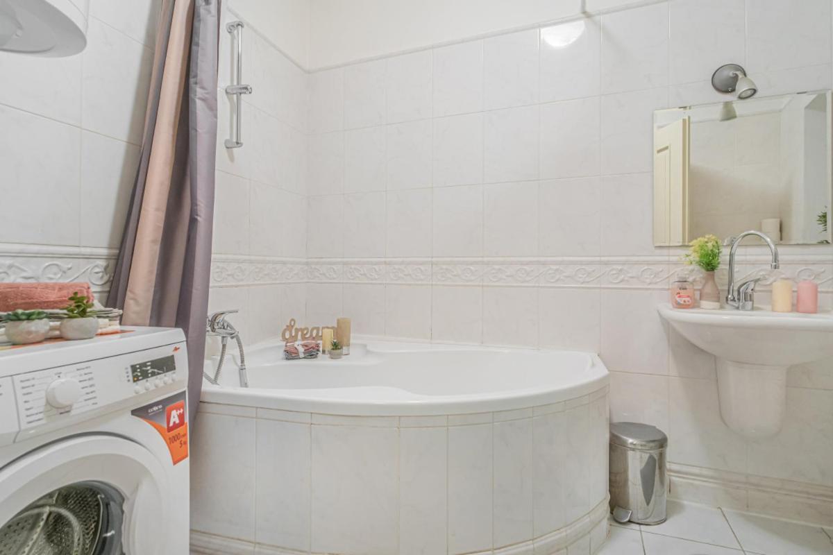 Bright Studio Close To Charles Bridge And Prague Castle Appartement Buitenkant foto